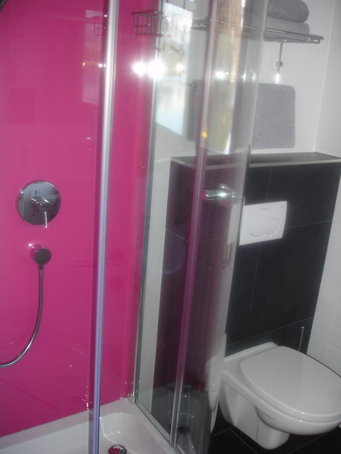 שטרובל Seehotel Lilly מראה חיצוני תמונה