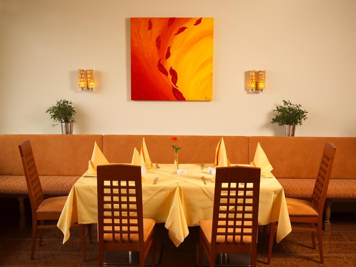 שטרובל Seehotel Lilly מראה חיצוני תמונה